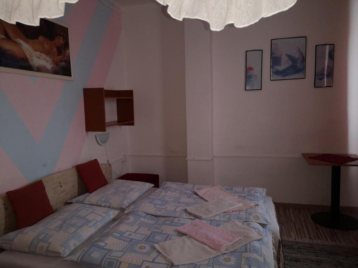 Biela Labut Michalovce Exterior foto